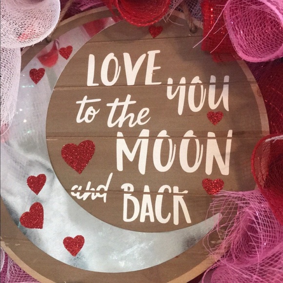 Valentine’s Day deco mesh wreath - Picture 2 of 3